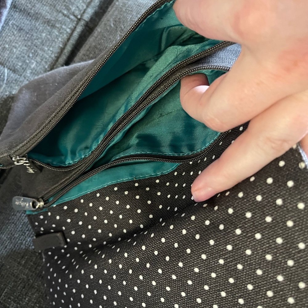 Thirty One Wallet - Picture 2 of 4